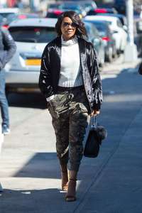 Gabrielle-Union-out-in-New-York--15.jpg