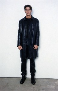 HELMUT-LANG-FALL-1999-RTW-13.thumb.JPG.062ae294e54694ce918eeb7fd063ae6e.JPG