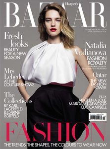 Harpers_Bazaar_UK_2013-09-10.thumb.jpg.dd5ae3af3cbce4cc111fbe8858d8f33a.jpg