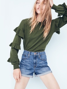 J-Crew-Pre-Fall-2017-Outfit-Ideas06.thumb.jpg.f2ee3f1dc53d7a9274eb23c76404d7d8.jpg