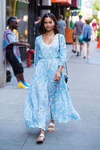 shanina-shaik-style-out-in-new-york-city-08-03-2017-4.jpg