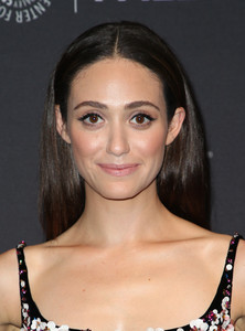 50950698_picturepub-emmy-rossum-010.jpg