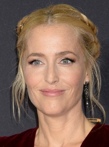 51994858_gillian-023.jpg