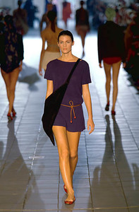 59bab342f0cdf_StephanJansonSS2000MilanFashionWeek.thumb.jpg.7c3f0b9cf7cbdb802ded18a96490b324.jpg