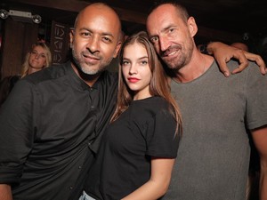 59bae2888e5b5_2017-09-141oaknyc-Greatnightcelebratingdavidbellemeresbirthday.thumb.jpg.5ada92166bf034189357b70a0c94031d.jpg