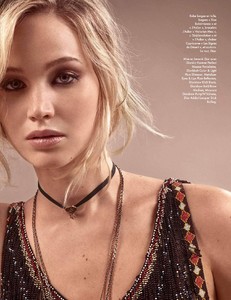        jlaw270917BZNimage103.jpg