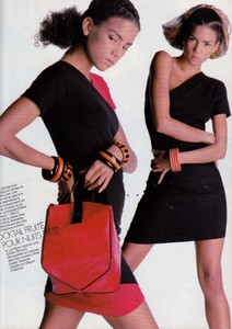 elle_fr_13_june_1988_4.thumb.jpg.6b3563c0b8156f92c82408b6ac739482.jpg