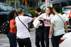 sophie-turner-spotted-out-shopping-in-nyc-september-15-2017-14.jpg