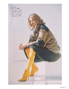 59d830692d746_Daphne-Groeneveld-by-Guy-Aroch-for-Numero-Tokyo-November-2017-4-760x974.thumb.jpg.f8e62641ca9440f4f2be2c0ed2a09baa.jpg