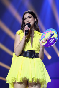 Dua+Lipa+BBC+Radio+1+Teen+Awards+2017+Show+FnnNTr3GW3yx.jpg