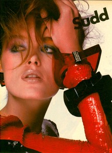 King_Vogue_US_February_1982_01.thumb.jpg.e81ce064e253af3b703612c12e07f3b8.jpg