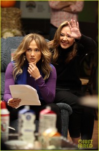 jennifer-lopez-leah-remini-begin-filming-together-02.jpg