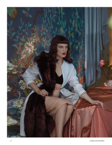 vogue-uk-2013-04-apr-2261.thumb.png.7ae3a56f35c13fa7d0695f056445773f.png