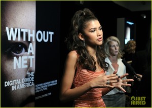 zendaya-without-a-net-premiere-08.jpg