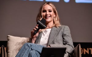   jlaw041117BZNimage1007.jpg