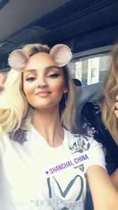 5a0f92e344249_CandiceSwanepoel-IGStories-17112017217.thumb.jpg.a5e4ad6286ecd27987f0692dbe88f2b8.jpg