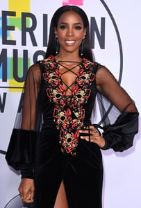 Kelly+Rowland+2017+American+Music+Awards+Arrivals+sY0_w5UzQJzx.jpg