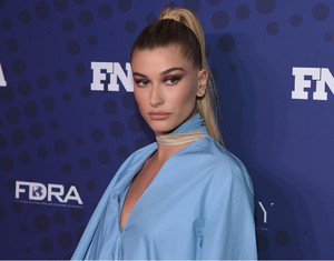 Hailey+Baldwin+31st+FN+Achievement+Awards+W_c6RsQwwSOx.jpg