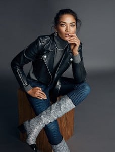 ELLE-Spain-November-2017-Shanina-Shaik-Xavi-Gordo-5.thumb.jpg.cb0f3a48ecb5af54f60dbf181423f34b.jpg