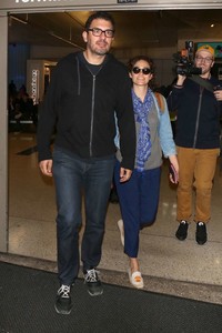 Emmy-Rossum-at-LAX-Airport-in-Los-Angeles--29.jpg