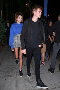 Kaia-Gerber-Leaves-Delilah--13.jpg