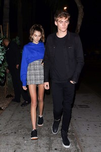 Kaia-Gerber-Leaves-Delilah--45.jpg