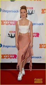 louis-tomlinson-joins-rita-ora-zara-larsson-at-key-103-concert-03.jpg