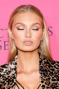 romeestrijd_victoriassecretfashionshowviewingparty2017-2.jpg