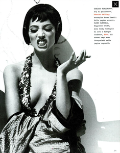 Meisel_Vogue_Italia_December_1989_06.thumb.png.17306af57c17127ede728ffac8c9c430.png