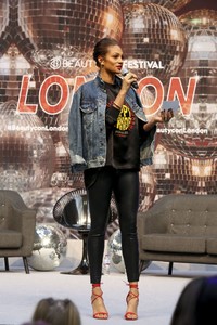 alesha-dixon-beautycon-in-london-4.jpg