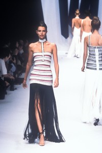 herve-leger-ss-1997-6.thumb.jpg.9312d1d2c838ba7cc3aca2c90a66c958.jpg