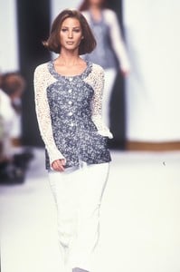 karl-lagerfeld-ss-1992-4-_2_.thumb.jpg.d3efba9f8e464623d4d86cf4640c76b6.jpg