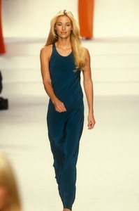 ralph-lauren-ss-1996-3.thumb.jpg.ddd1c34768147a60ffb6e41b44297f08.jpg