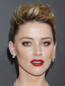 60961982_picturepub-amber-heard-001.jpg