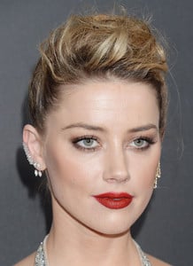 60961985_picturepub-amber-heard-003.jpg