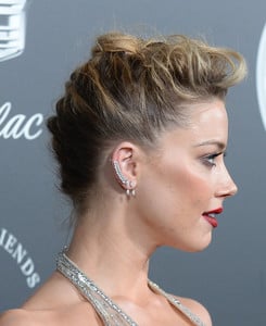 60961999_picturepub-amber-heard-010.jpg