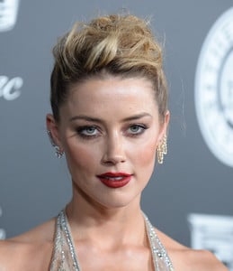 60962003_picturepub-amber-heard-013.jpg