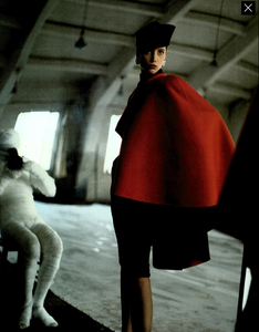 Demarchelier_Vogue_Italia_September_1986_Speciale_20.thumb.png.20cce9ce73d4f3440ba12234cfa15f20.png