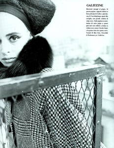 Garrett_Vogue_Italia_September_1986_Speciale_07.thumb.png.38184b5478c23280c9561fdd5228a234.png