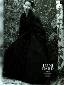 Toni_Gard_Fall_Winter_94_95.thumb.png.b8aa1d7cdc15146585c4f7488280fc4f.png