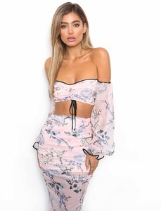 ac6871f528d6e830300c5688eb093d84_giselle-top-blush-floral.jpg