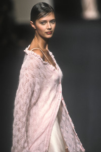 chantal-thomas-ss-1995-9.thumb.jpg.b08a52b32df11c554da25279f2e10ca9.jpg