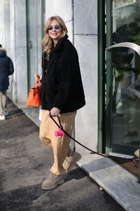 chiara-ferragni-out-in-milan-01-28-2018-1.jpg