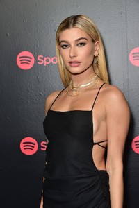 hailey-baldwin-2018-spotify-best-new-artists-party-in-nyc-2.jpg