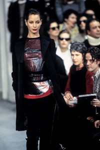 helmut-lang-fw-1994-3.thumb.jpg.03e3ce5545a543e6d1b20802285158b0.jpg