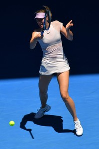 maria-sharapova-australian-open-01-16-2018-15.jpg