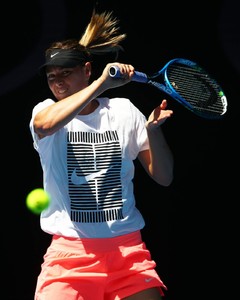 maria-sharapova-practice-at-the-2018-australian-open-in-melbourne-5.jpg