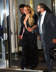 mariah-carey-leaving-the-clive-davis-pre-grammy-party-in-nyc-2.jpg