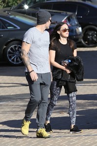 megan-fox-and-brian-austin-green-at-malibu-country-mart-01-25-2018-7.jpg