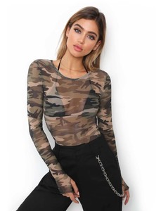 shopify_f52b54fc2c70c60862fdc52fe386b751_suki-top-camo-print_9c24c413-0b55-40fe-b685-d1df6e443649.jpg